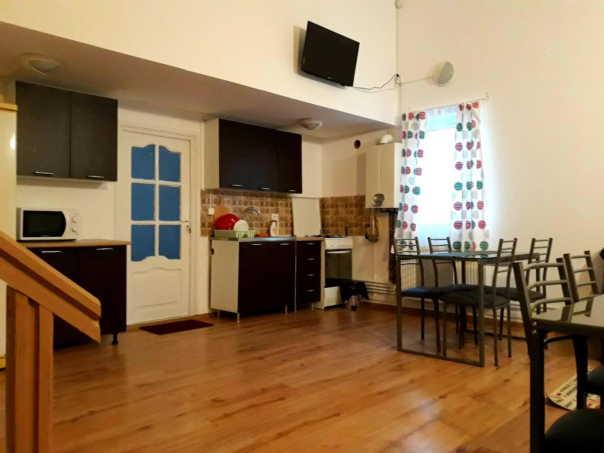 Canadian House Sarata-Monteoru Phòng bức ảnh