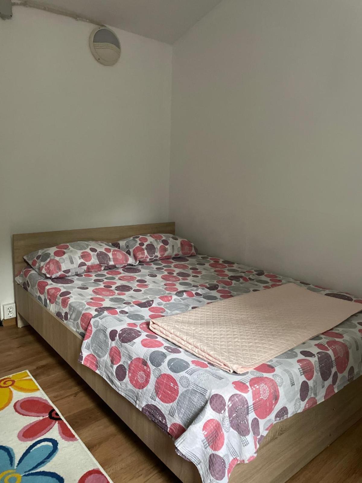 Canadian House Sarata-Monteoru Ngoại thất bức ảnh